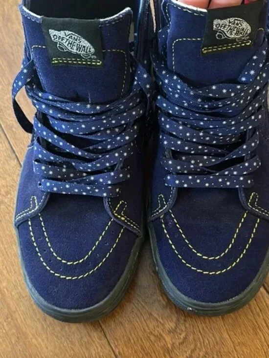 Vans Sk8-Hi x Disney Sorcerer's Apprentice, like new! - Picture 2 of 5